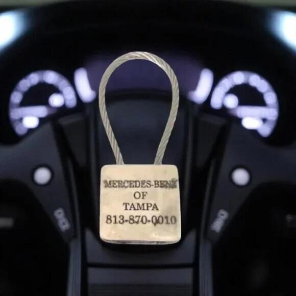 Vintage Mercedes Benz Key Ring - Picture 3 of 5